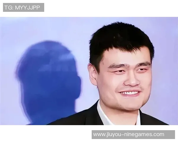 姚明雕塑在上海的艺术魅力与篮球精神的完美结合