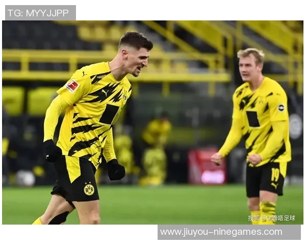 中超精彩对决多特蒙德与本菲卡激战成平引发争议判罚热议