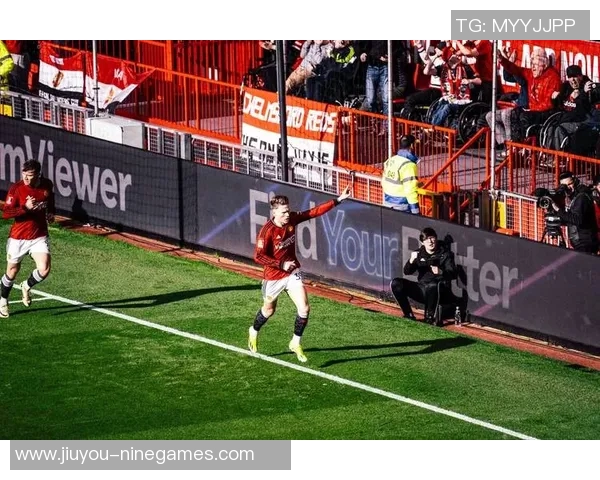 德甲激战：拜仁逆转利物浦5-1绝杀时刻点燃全场激情